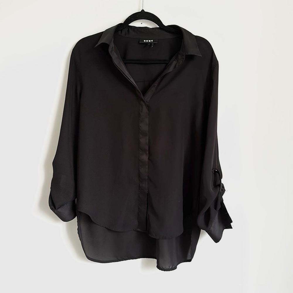 DKNY Size medium women’s black button down blouse